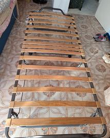Letto apri e chiudi compreso di materasso