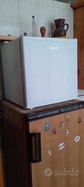 MINI FRIGO PERFETTAMENTE FUNZIONANTE  EIRO 50