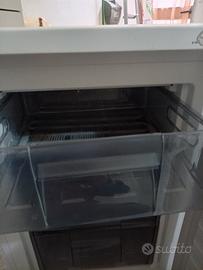 Congelatore con cassetti 