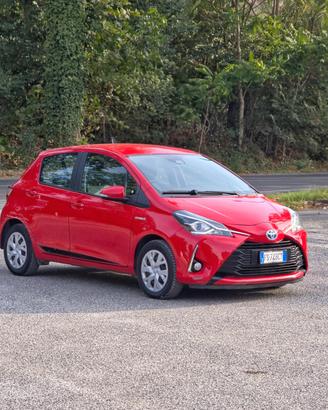 Toyota Yaris 1.5 Hybrid 5 porte Active E6 Automati