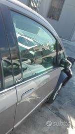Porta anteriore dx lancia musa 2009