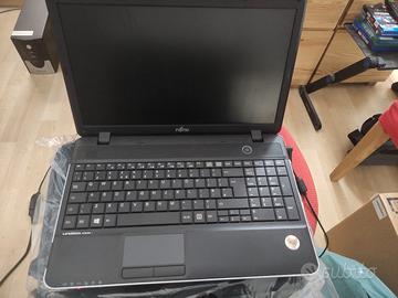 Notebook futjitsu Lifebook A core i3