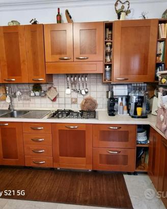 Cucina Completa In Legno Di Ciliegio