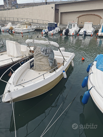 Barca open 90 cavalli e diritto d'ormeggio