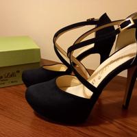 Décolleté in camoscio nero, tacco 12