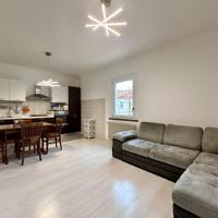 APPARTAMENTO BICAMERE CON AMPIO CAPANNONE