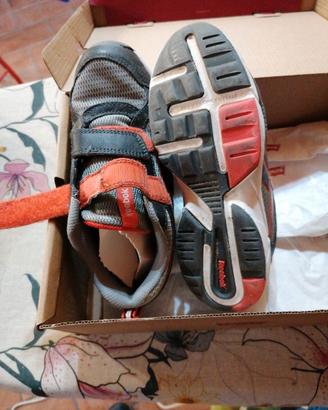 Scarpe bimbo Reebok num. 32