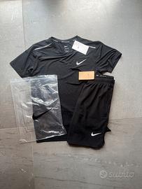 set nike DRI-FIT