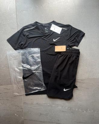 set nike DRI-FIT