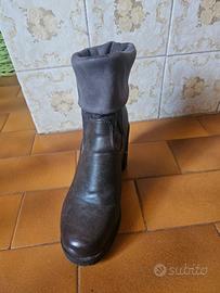 Stivaletti pelle grigi