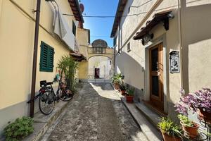 2 LOCALI A FIRENZE
