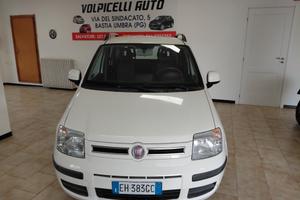 FIAT PANDA ANNO 2011 BZ 1.2 ADATTA NEOPATENTATI KM