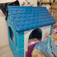 Casetta esterno Frozen Roma