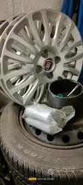 Gomme e accessori