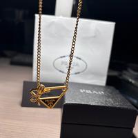 Collana Prada con Ciondolo a Triangolo