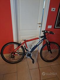 bicicletta per pezzi di ricambio