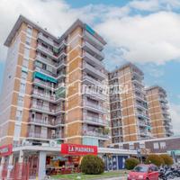 TRILOCALE CON BALCONE E BOX INCLUSO