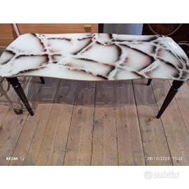 TAVOLINO AEROGRAFATO