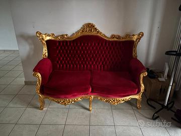 Divano a 2 posti stile barocco NO CHESTERFIELD