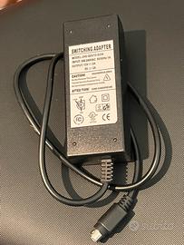 Alimentatore Switching 12v-2A/5v-2A