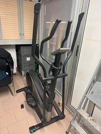 Cross trainer