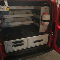 Diaponibile scaffalatura per fiat fiorino