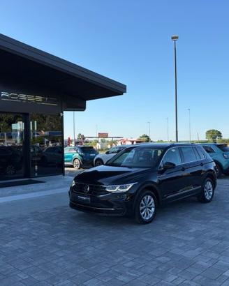 VOLKSWAGEN Tiguan 2.0 TDI 150 CV DSG . GANCIO TR