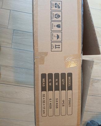 Ventilatore da soffitto con lampada