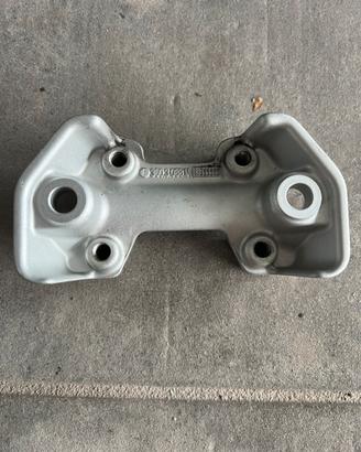 Cavallotto manubrio monster 696