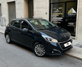 Peugeot 208 2017 **NEOPATENTATI**