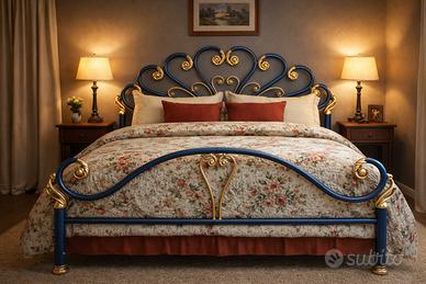 letto ferro blu e dorato