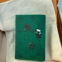 Portapassaporto Louis Vuitton edizione limitata