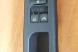 MANIGLIA PORTA E PULSANTIERA PER GOLF 4 BORA INTER