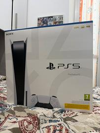 PLAYSTATION 5  CON LETTORE CD 825 GB