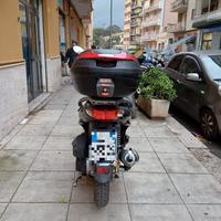 Peugeot LXR 200 scooter