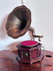 Grammofono d’epoca