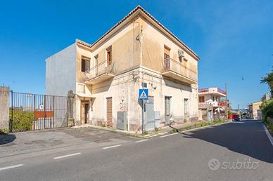 Rif.GR197| casa ind. acireale