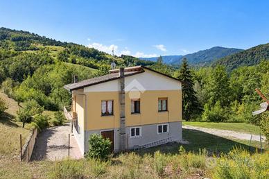 VILLA SINGOLA A SASSUOLO