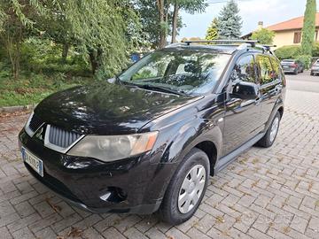 Mitsubishi Outlander 2.0 DI-D Invite DPF