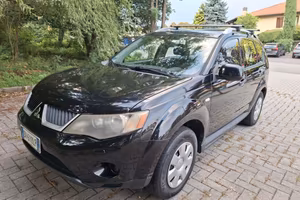 Mitsubishi Outlander 2.0 DI-D Invite DPF