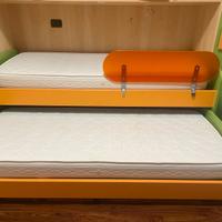 2 letti singoli. Struttura letto estraibile
