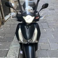 Honda SH 150i con ABS (Buono Stato) A 1300 €