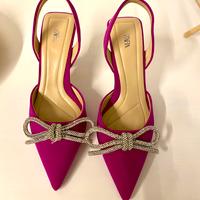 Scarpe Zara con tacco fucsia