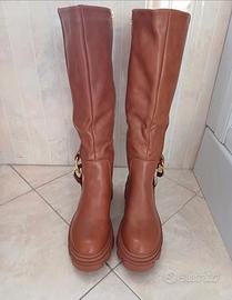 stivali impermeabili  e caldi n 39