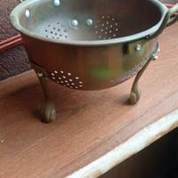 scolapasta vintage rame per uso decorativo 