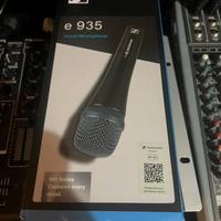 Microfono Sennheiser e935