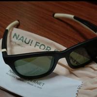 Occhiali da sole NAU nuovi con custodia 