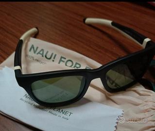 Occhiali da sole NAU nuovi con custodia 