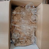 piatti bicchieri stoviglie varie 