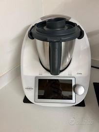 Bimby TM6 con accessori e